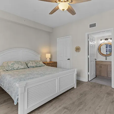 Casa Marina 432 Newly Remodeled, Water View Villa